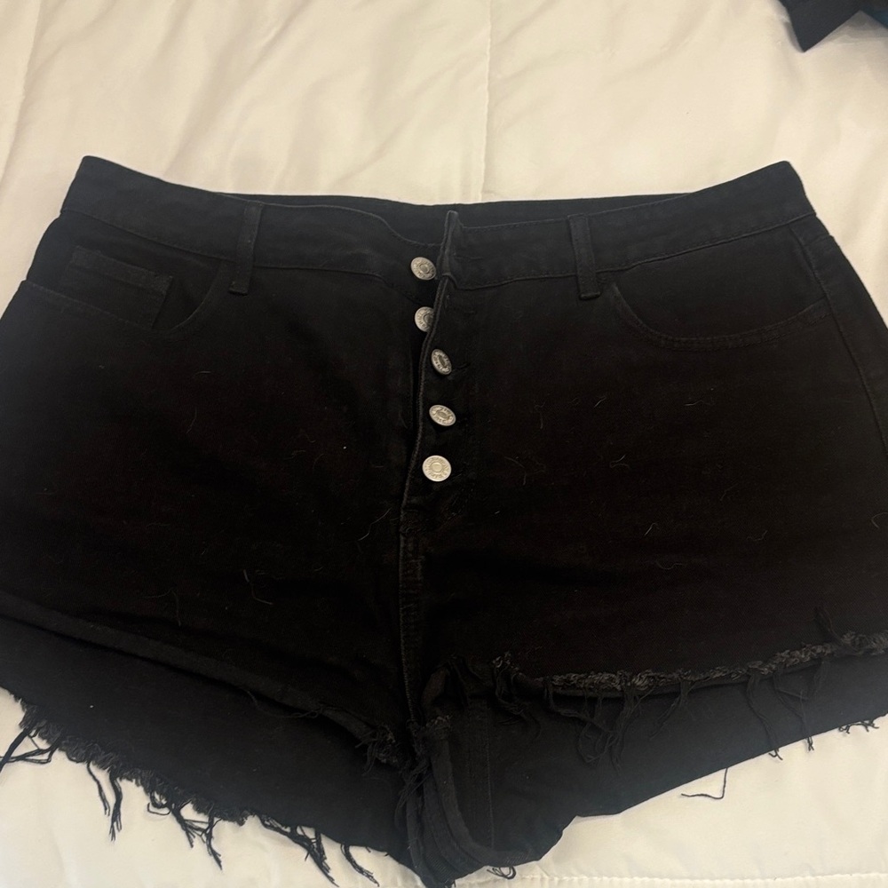 SHEIN Black Button-Up Jean Shorts